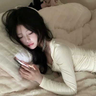 蜘蛛与郁金香 海报
